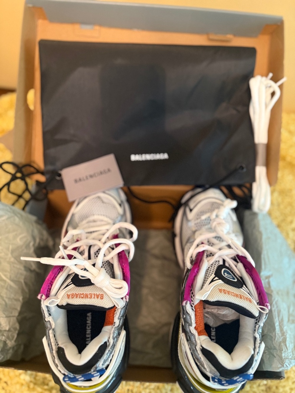 Men’s Balenciaga runners